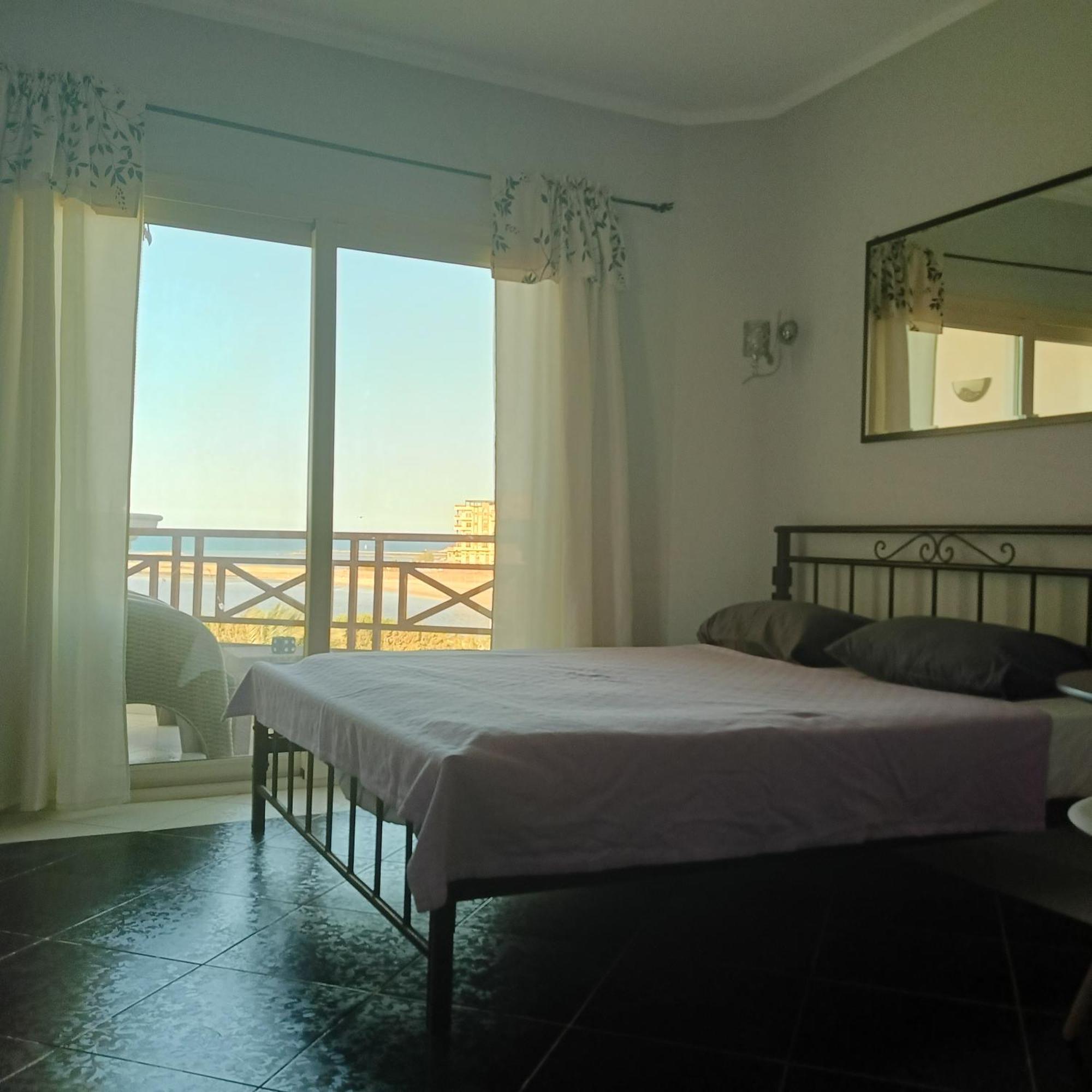 Tony'S Privy Beds By Red Sea Appartement Hurghada Buitenkant foto